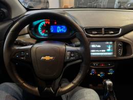 CHEVROLET - ONIX - 2017/2018 - Prata - R$ 70.900,00