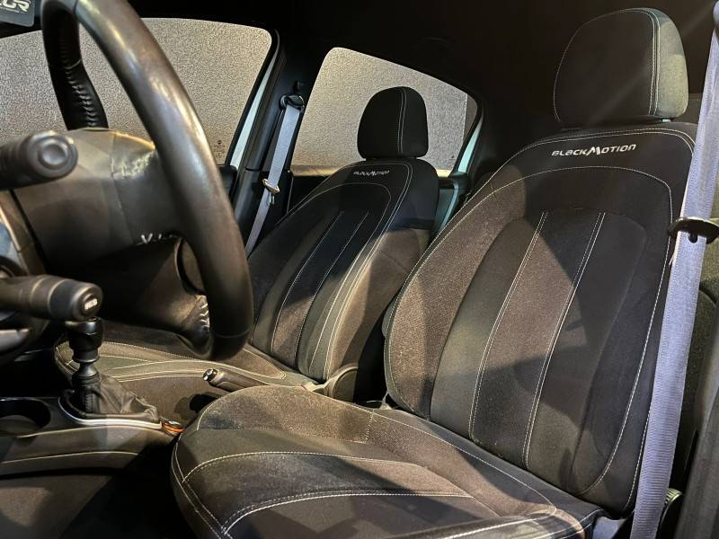 FIAT - PUNTO - 2013/2014 - Branca - R$ 49.900,00