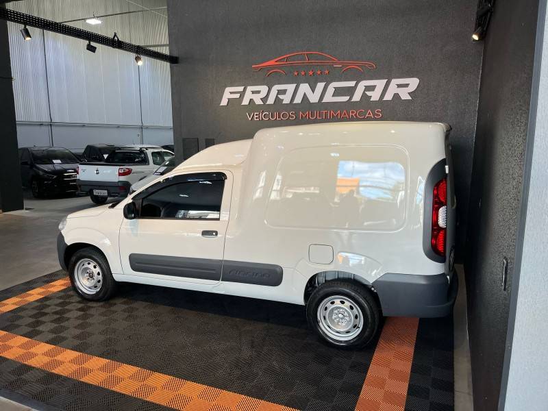 FIAT - FIORINO - 2020/2021 - Branca - R$ 79.900,00