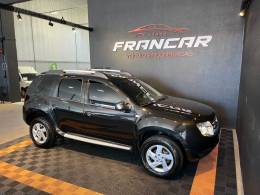 RENAULT - DUSTER - 2012/2013 - Preta - R$ 54.900,00