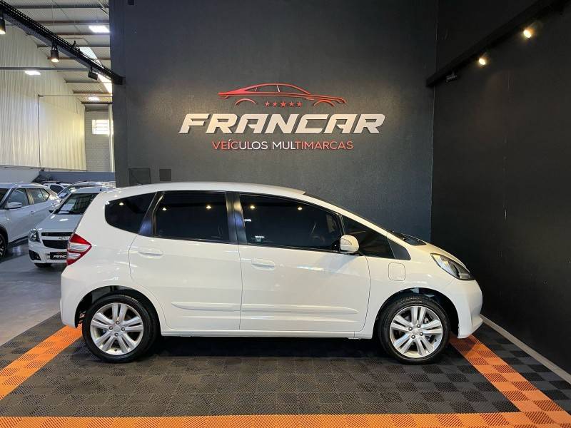 HONDA - FIT - 2012/2013 - Branca - R$ 59.900,00