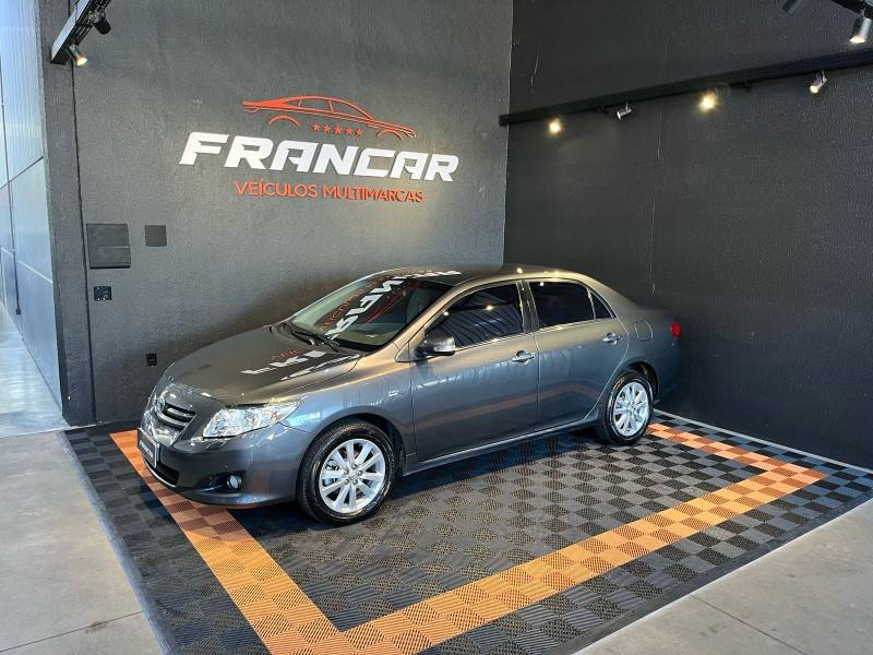TOYOTA - COROLLA - 2008/2009 - Cinza - R$ 59.900,00