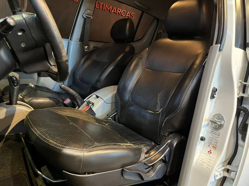 MITSUBISHI - L200 TRITON - 2012/2012 - Branca - R$ 124.900,00