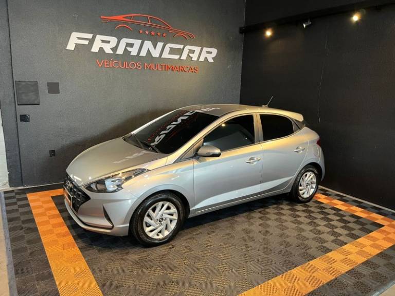HYUNDAI - HB20 - 2022/2022 - Prata - R$ 68.900,00