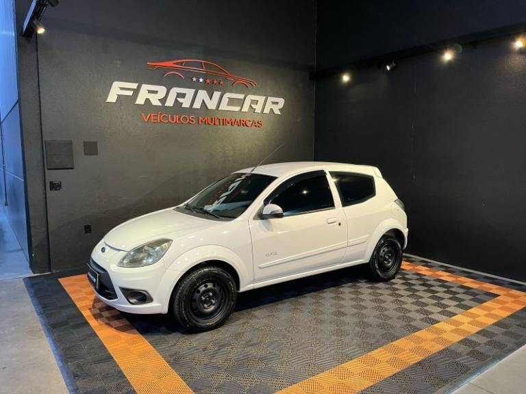 FORD - KA - 2013/2013 - Branca - R$ 32.900,00
