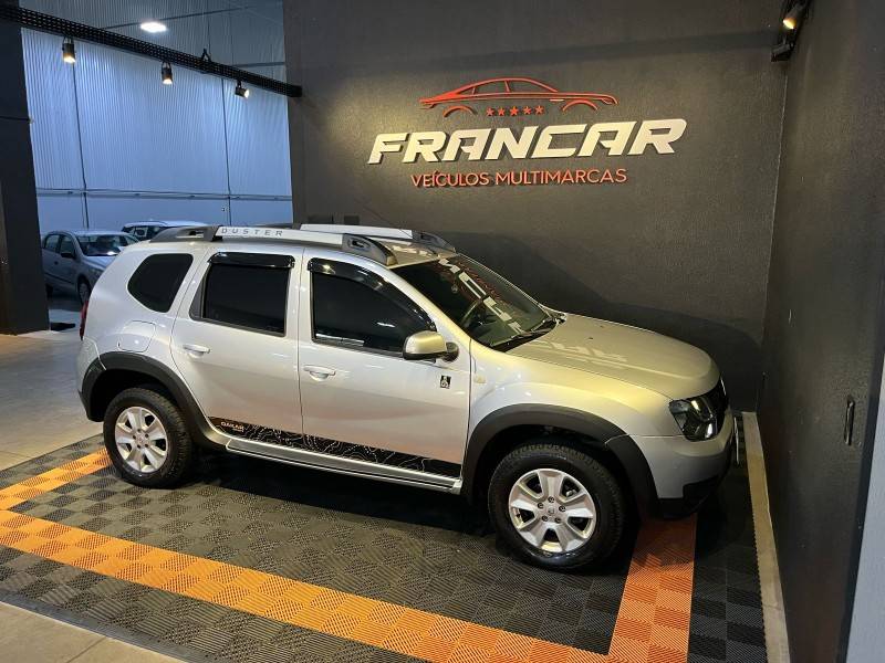RENAULT - DUSTER - 2015/2016 - Prata - R$ 64.900,00