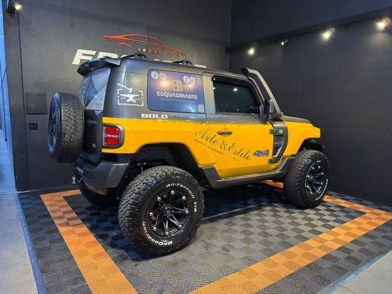 TROLLER - T4 BOLD - 2016/2017 - Amarela - R$ 219.900,00