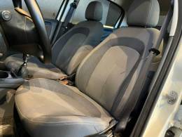 FIAT - PUNTO - 2013/2013 - Branca - R$ 42.900,00