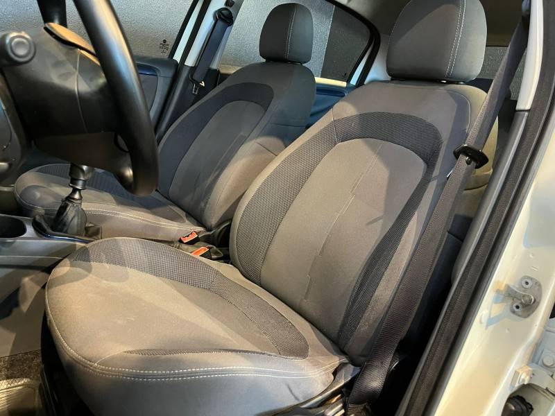 FIAT - PUNTO - 2013/2013 - Branca - R$ 42.900,00