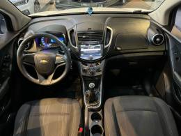 CHEVROLET - TRACKER - 2013/2014 - Branca - R$ 68.900,00