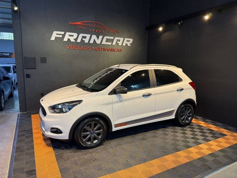 FORD - KA - 2018/2018 - Branca - R$ 53.900,00