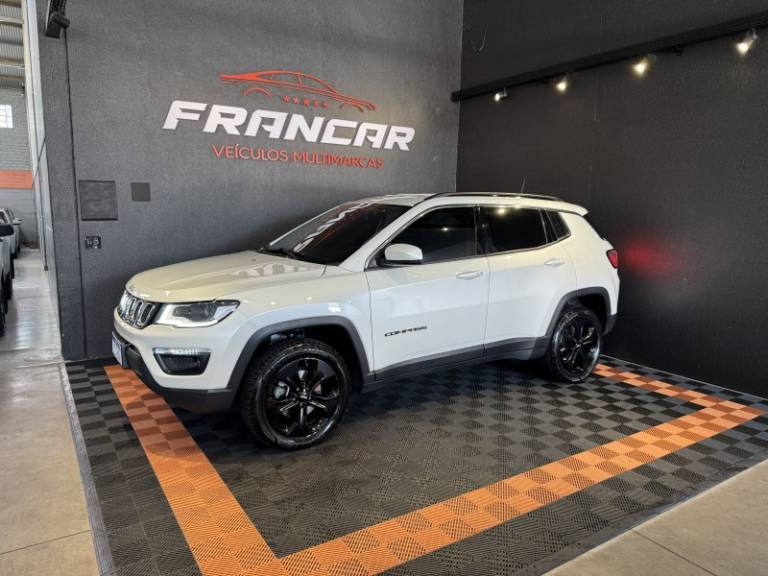 JEEP - COMPASS - 2017/2017 - Branca - R$ 106.900,00