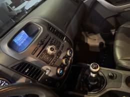 FORD - RANGER - 2012/2013 - Vermelha - R$ 107.900,00