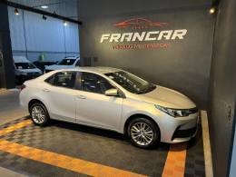 TOYOTA - COROLLA - 2017/2018 - Prata - R$ 91.900,00