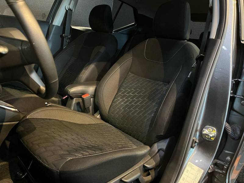 NISSAN - KICKS - 2022/2023 - Cinza - R$ 113.900,00