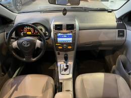 TOYOTA - COROLLA - 2011/2012 - Preta - R$ 68.900,00