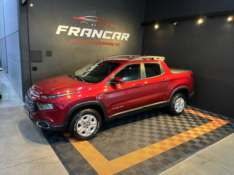 FIAT - TORO - 2016/2017 - Vermelha - R$ 87.900,00