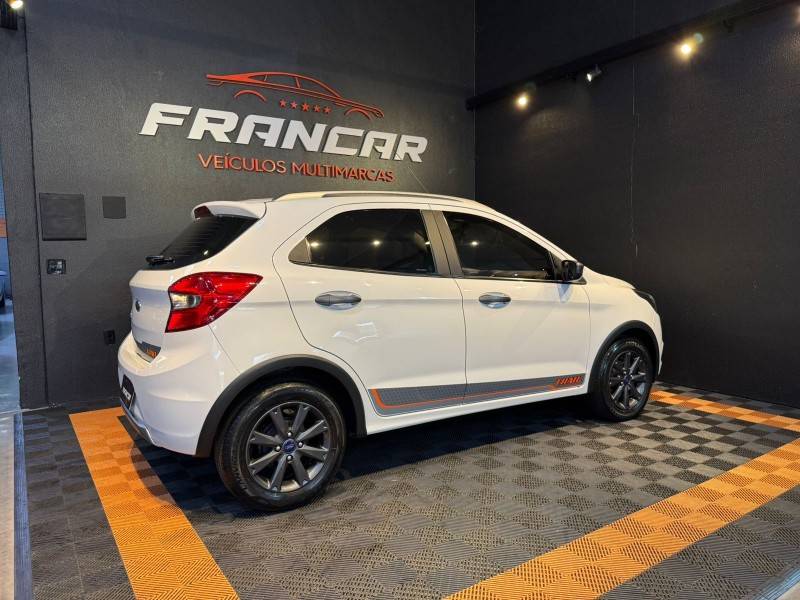 FORD - KA - 2018/2018 - Branca - R$ 53.900,00