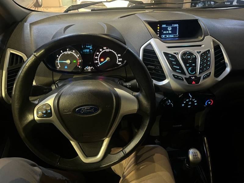FORD - ECOSPORT - 2012/2013 - Prata - R$ 59.900,00