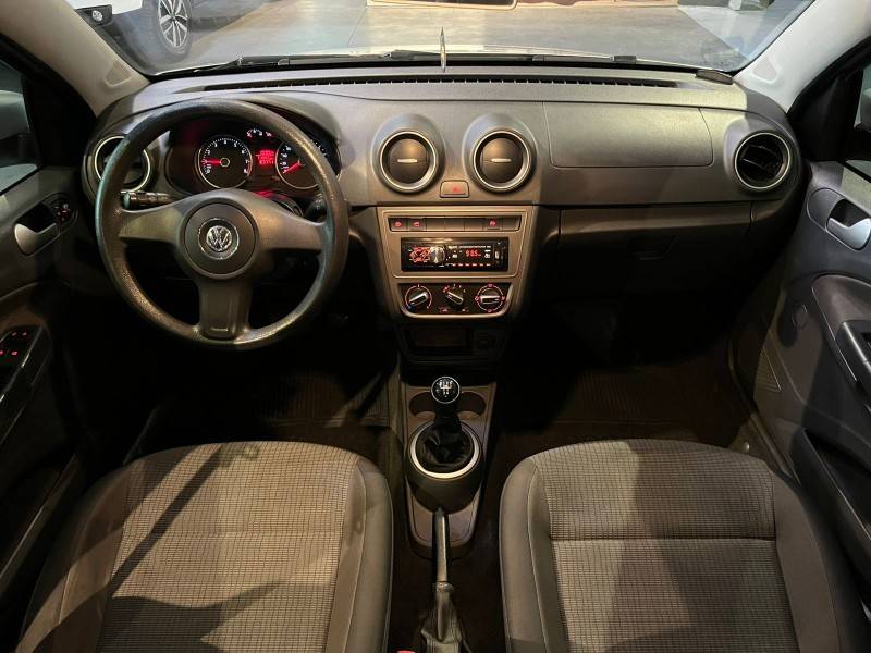VOLKSWAGEN - GOL - 2013/2014 - Prata - R$ 42.900,00