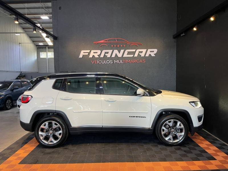 JEEP - COMPASS - 2017/2017 - Branca - R$ 90.900,00