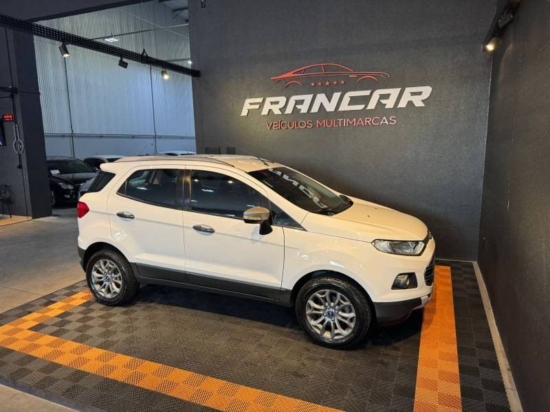 FORD - ECOSPORT - 2012/2013 - Branca - R$ 58.900,00