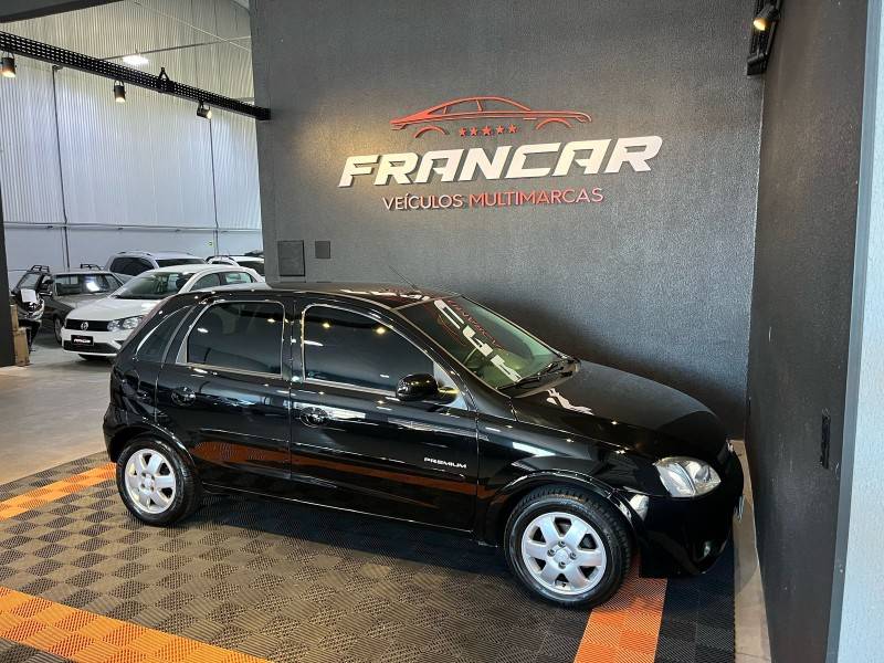 CHEVROLET - CORSA - 2009/2009 - Preta - R$ 29.900,00