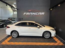 TOYOTA - COROLLA - 2019/2020 - Branca - R$ 125.900,00