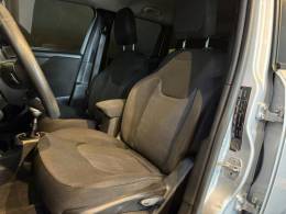 JEEP - RENEGADE - 2015/2016 - Prata - R$ 68.900,00