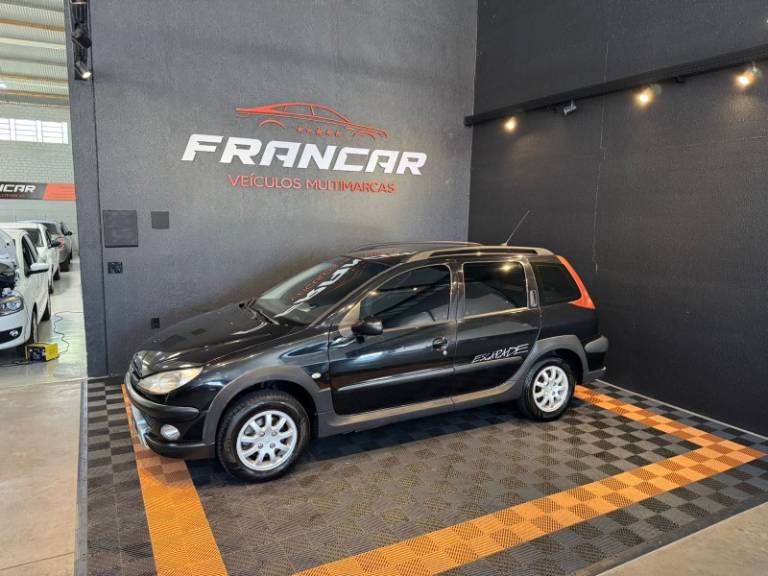 PEUGEOT - 206 - 2007/2008 - Preta - R$ 18.900,00