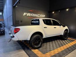 MITSUBISHI - L200 TRITON - 2012/2012 - Branca - R$ 138.900,00