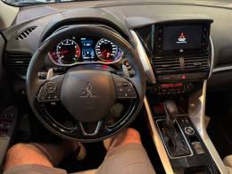 MITSUBISHI - ECLIPSE CROSS - 2024/2025 - Preta - R$ 174.900,00