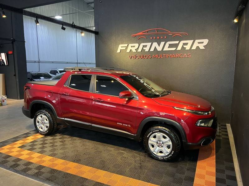 FIAT - TORO - 2016/2017 - Vermelha - R$ 87.900,00
