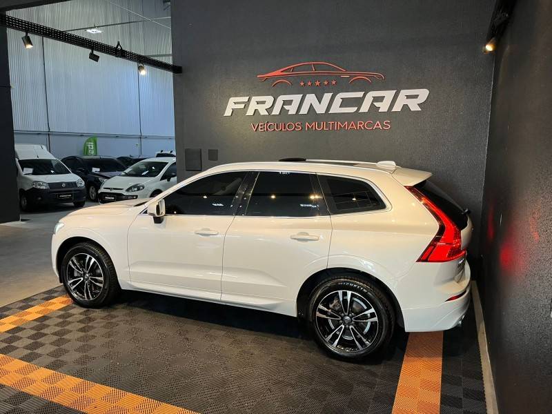 VOLVO - XC60 - 2019/2020 - Branca - R$ 182.900,00