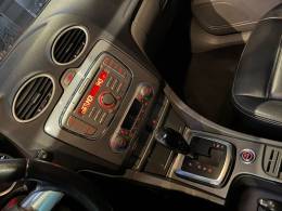 FORD - FOCUS - 2012/2013 - Branca - R$ 57.900,00