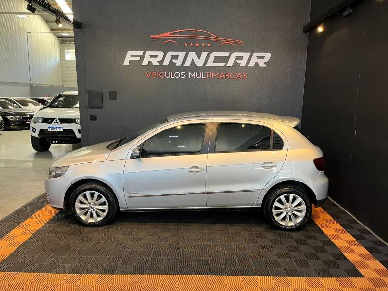 VOLKSWAGEN - GOL - 2010/2011 - Prata - R$ 39.900,00