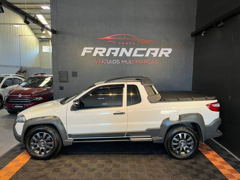 FIAT - STRADA - 2016/2016 - Branca - R$ 69.900,00
