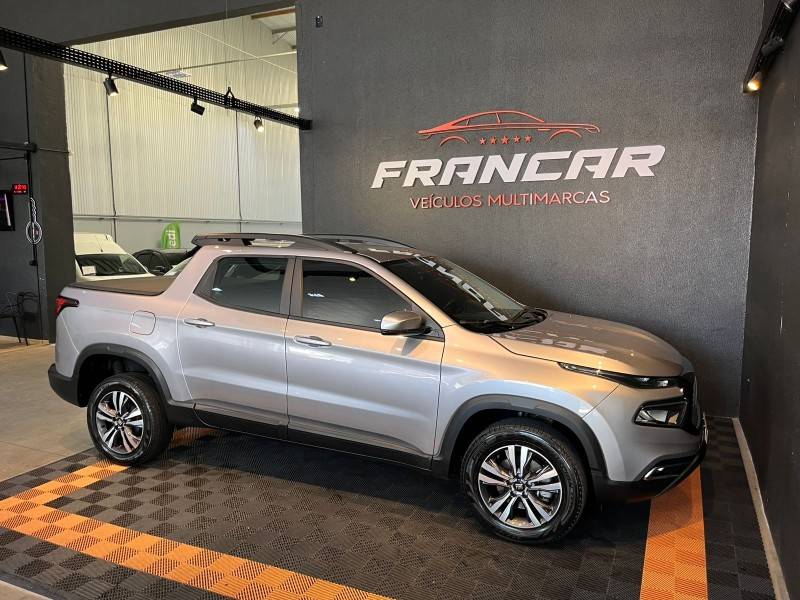 FIAT - TORO - 2023/2024 - Prata - R$ 131.900,00
