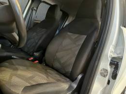 FIAT - MOBI - 2018/2019 - Branca - R$ 43.900,00