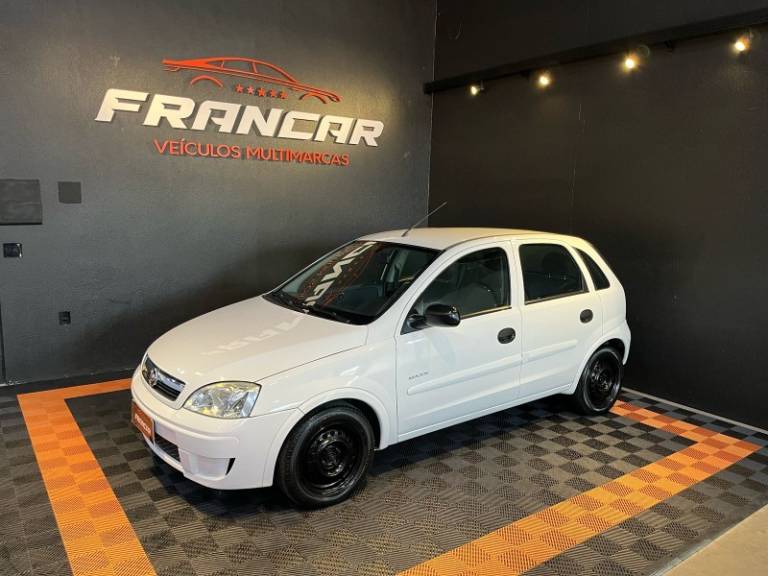 CHEVROLET - CORSA - 2010/2010 - Branca - R$ 32.900,00