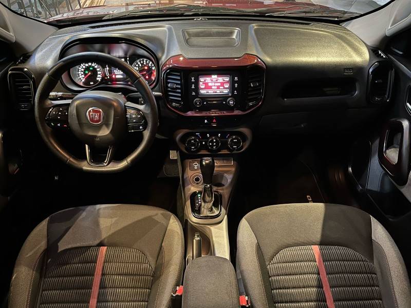 FIAT - TORO - 2016/2017 - Vermelha - R$ 87.900,00