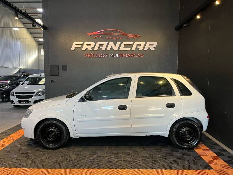 CHEVROLET - CORSA - 2010/2010 - Branca - R$ 32.900,00