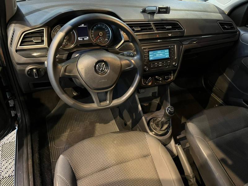 VOLKSWAGEN - SAVEIRO - 2017/2018 - Cinza - R$ 59.900,00