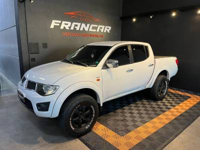 MITSUBISHI - L200 TRITON - 2012/2012 - Branca - R$ 124.900,00