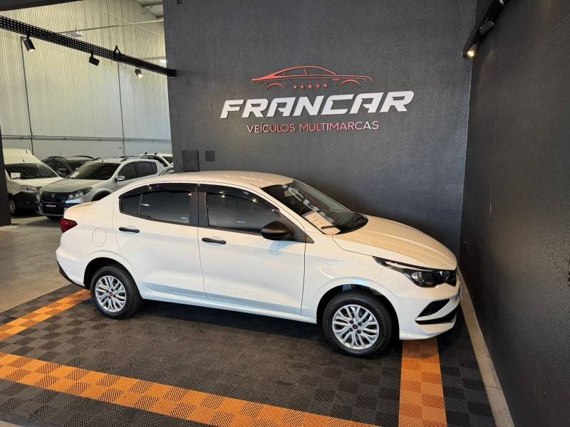 FIAT - CRONOS - 2023/2023 - Branca - R$ 64.900,00