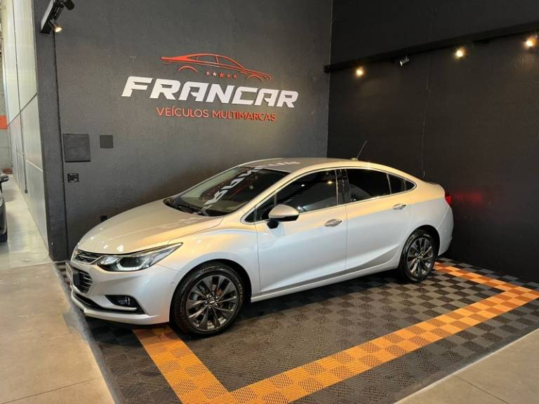 CHEVROLET - CRUZE - 2016/2017 - Prata - R$ 87.900,00