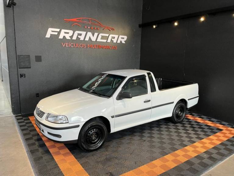 VOLKSWAGEN - SAVEIRO - 2002/2002 - Branca - R$ 24.900,00