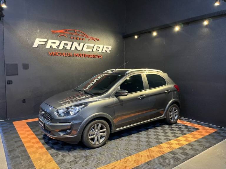 FORD - KA - 2019/2020 - Cinza - R$ 69.900,00
