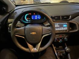 CHEVROLET - ONIX - 2015/2015 - Branca - R$ 57.900,00