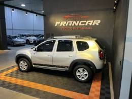 RENAULT - DUSTER - 2015/2016 - Prata - R$ 65.900,00
